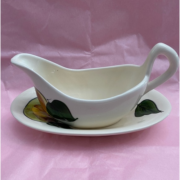 VTG HAND PAINTED TONI RAYMOND POTTERY SAUCE BOAT AND UNDER PLATE FRUIT MOTIF - Picture 3 of 10